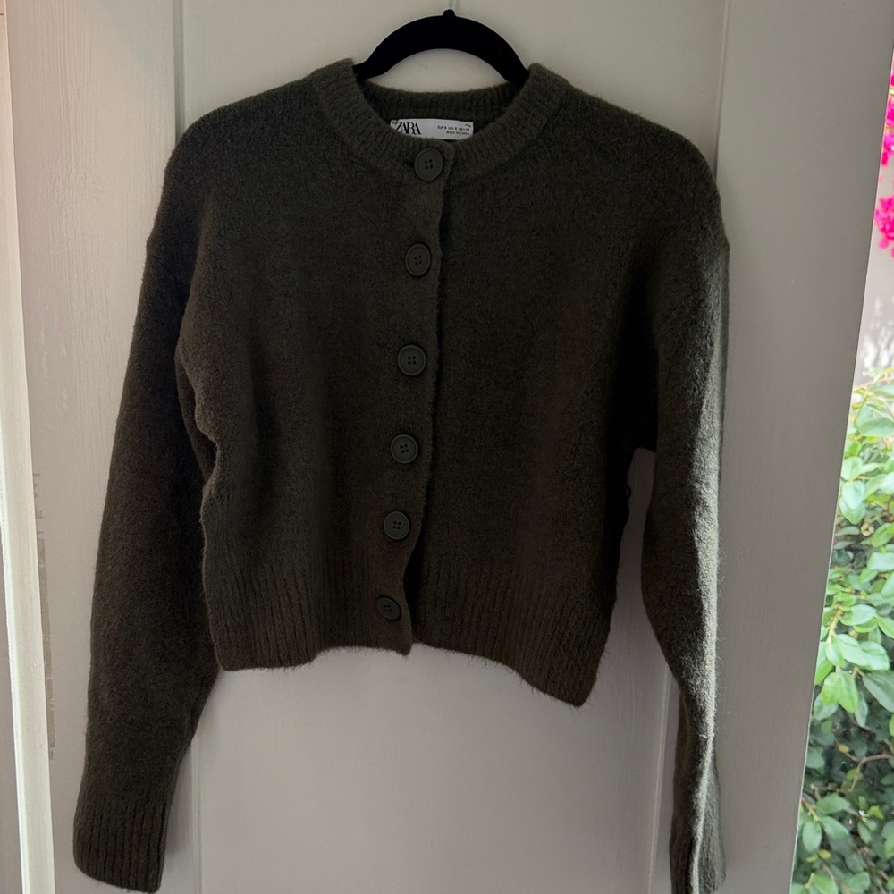 Zara Olive Green Cropped Button-Front Cardigan